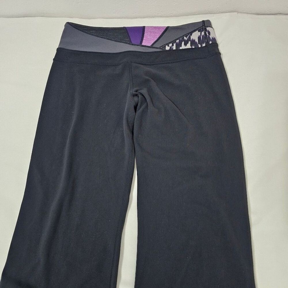 Lululemon Athletica Reversible Groove Flare Leggings Women's Black Size 6 - Picture 7 of 8